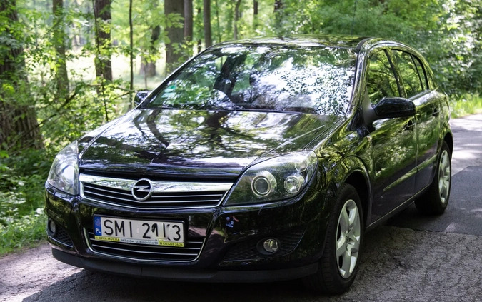 Opel Astra cena 18000 przebieg: 169900, rok produkcji 2008 z Orzesze małe 379